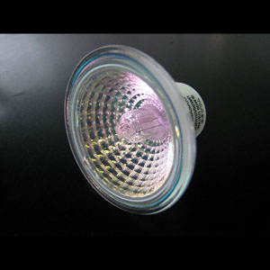 岩崎電気(IWASAKI) JDR110V50WP/WK/E11 生鮮食品、生花などを色鮮やかに演出 ガラス径(φ50) 50W形 110V用 E11口金(ネジ式) 色温度(2800K) 中心光度(500cd) ビーム角(35度) 全長(60mm) 寿命(3000時間) アイ ダイクロクールハロゲン(ネオジウム)
