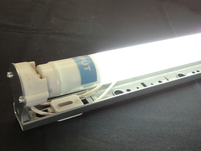 看板用 シャーシ型LED蛍光灯器具 店舗用 T0329B-